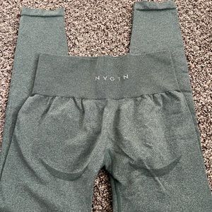 NVGTN leggings